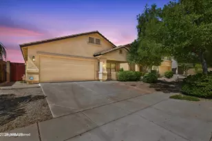 20934 N 37th Way, Phoenix, AZ 85050 - Photo 2