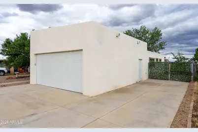 229 N Fermi Avenue, Sierra Vista, AZ 85635 - Photo 34