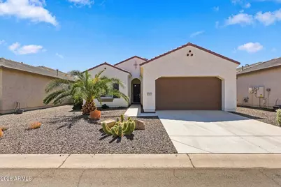 16837 W Almeria Road, Goodyear, AZ 85395 - Photo 2