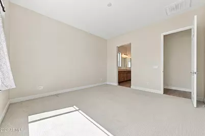 16837 W Almeria Road, Goodyear, AZ 85395 - Photo 12