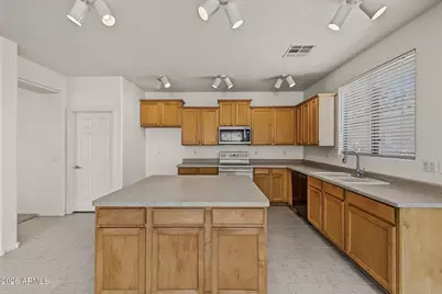 19388 E Raven Drive, Queen Creek, AZ 85142 - Photo 14