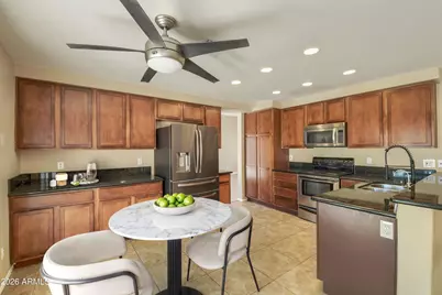 4618 E Goldfinch Gate Lane, Phoenix, AZ 85044 - Photo 10