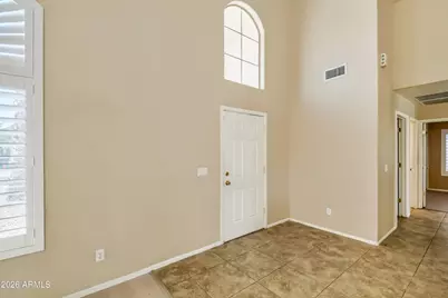 4618 E Goldfinch Gate Lane, Phoenix, AZ 85044 - Photo 4