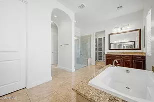 2923 E Constance Wy, Phoenix, AZ 85042 - Photo 14