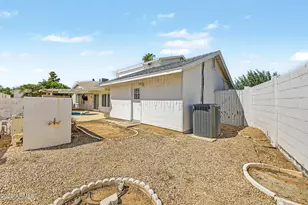 1911 W Taro Ln, Phoenix, AZ 85027 - Photo 44