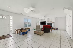 1911 W Taro Ln, Phoenix, AZ 85027 - Photo 6