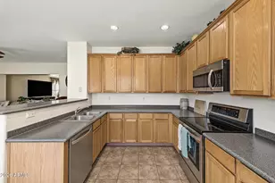 8567 W Brown St, Peoria, AZ 85345 - Photo 16