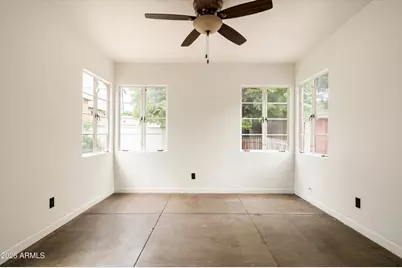 2218 Encanto Drive NE, Phoenix, AZ 85007 - Photo 14