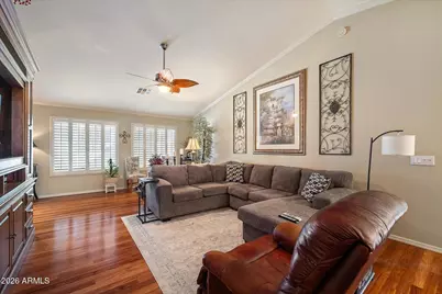 1825 W Desert Hills Drive, San Tan Valley, AZ 85144 - Photo 4