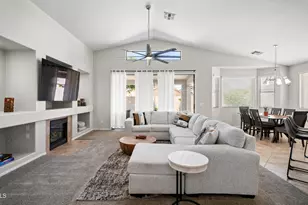 7426 E Melrose St, Mesa, AZ 85207 - Photo 2