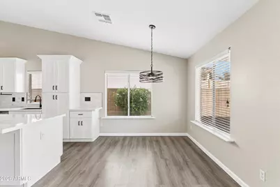 17857 N 85th Lane, Peoria, AZ 85382 - Photo 12