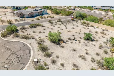 9071 S Krista Drive E #1, Goodyear, AZ 85338 - Photo 6