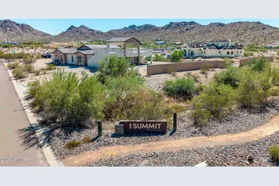9071 S Krista Drive E #1, Goodyear, AZ 85338 - Photo 1