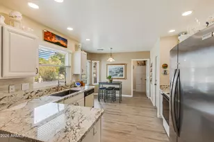 1602 E Palm Beach Dr, Chandler, AZ 85249 - Photo 12