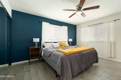 11221 N 31st Place, Phoenix, AZ 85028 - Photo 16