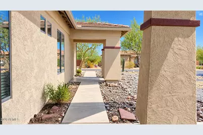 1709 W Moody Trail, Phoenix, AZ 85041 - Photo 4
