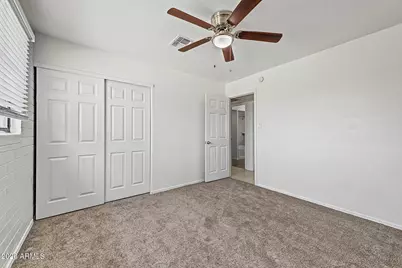 5501 N 62nd Drive, Glendale, AZ 85301 - Photo 18