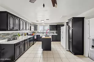 5501 N 62nd Dr, Glendale, AZ 85301 - Photo 8