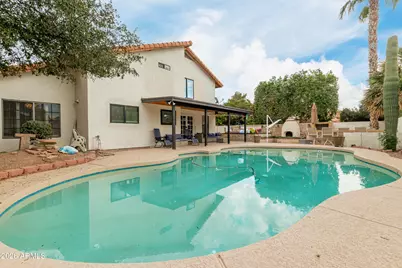 987 E Divot Drive, Tempe, AZ 85283 - Photo 8