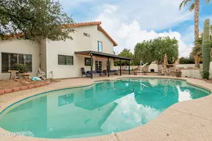 987 E Divot Dr, Tempe, AZ 85283 - Photo 8