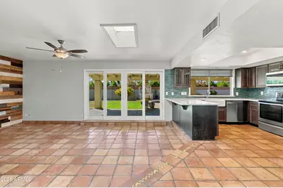 2001 E Hillery Drive, Phoenix, AZ 85022 - Photo 10