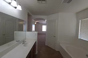 37189 W Leonessa Ave, Maricopa, AZ 85138 - Photo 4