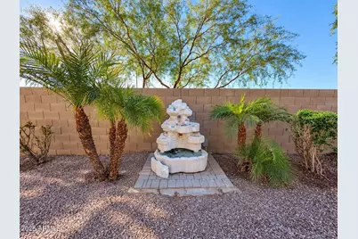 13417 W Desert Moon Way, Peoria, AZ 85383 - Photo 18