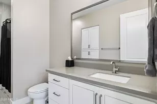 5250 E Deer Valley Dr, Phoenix, AZ 85054 - Photo 26