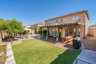 10610 W Country Club Trail, Peoria, AZ 85383 - Photo 6