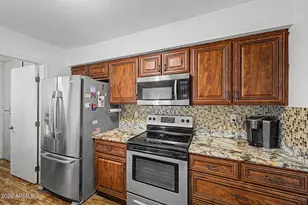 18427 N 136th Ave, Sun City West, AZ 85375 - Photo 4