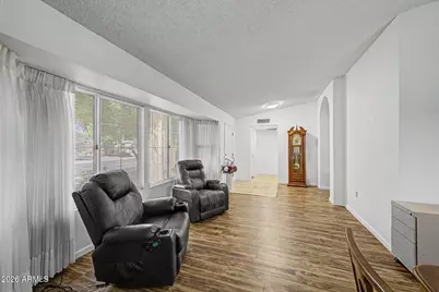 18427 N 136th Avenue, Sun City West, AZ 85375 - Photo 6