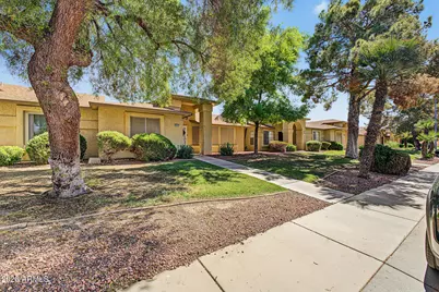 18427 N 136th Avenue, Sun City West, AZ 85375 - Photo 2