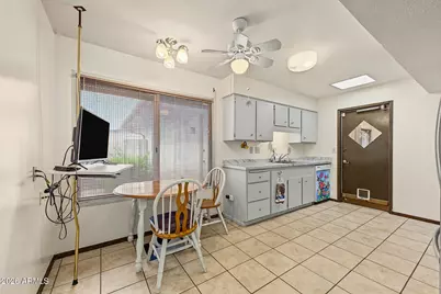 10831 W Santa Fe Drive, Sun City, AZ 85351 - Photo 10