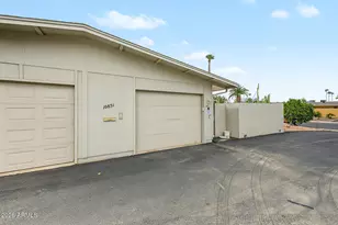 10831 W Santa Fe Dr, Sun City, AZ 85351 - Photo 32