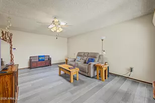 10831 W Santa Fe Dr, Sun City, AZ 85351 - Photo 6