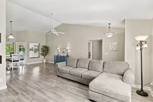 19016 N 96th Ave, Peoria, AZ 85382 - Photo 10