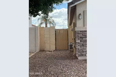 8025 W Harmony Lane, Peoria, AZ 85382 - Photo 10