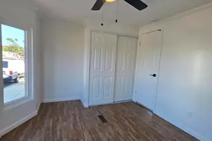 2233 E Behrend Dr, Phoenix, AZ 85024 - Photo 20