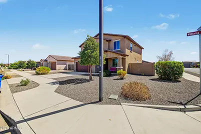 18587 W Williams Road, Surprise, AZ 85387 - Photo 4