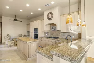 2109 E Kerry Ln, Phoenix, AZ 85024 - Photo 14