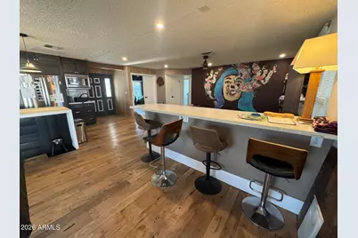 5211 N 72nd Avenue, Glendale, AZ 85303 - Photo 2