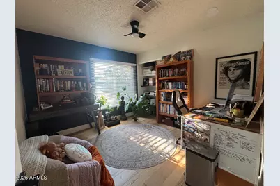 5211 N 72nd Avenue, Glendale, AZ 85303 - Photo 8