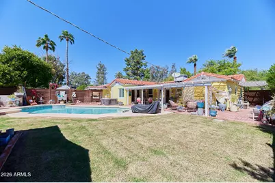527 W Georgia Avenue, Phoenix, AZ 85013 - Photo 12