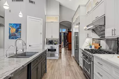 6017 E Roy Rogers Lane, Cave Creek, AZ 85331 - Photo 14