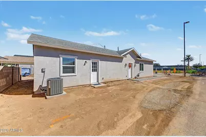 128 W Brooks Street #A, Gilbert, AZ 85233 - Photo 2