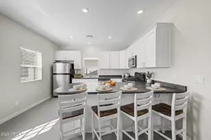 128 W Brooks St, Gilbert, AZ 85233 - Photo 8