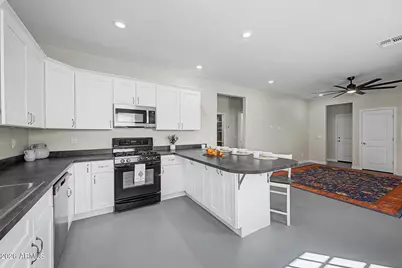 128 W Brooks Street #A, Gilbert, AZ 85233 - Photo 10