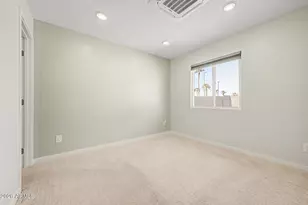 128 W Brooks St, Gilbert, AZ 85233 - Photo 12