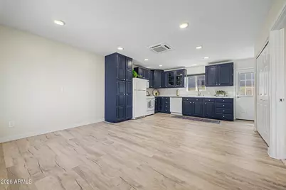 128 W Brooks Street #B, Gilbert, AZ 85233 - Photo 4