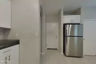 12575 W Hummingbird Terrace, Peoria, AZ 85383 - Photo 4
